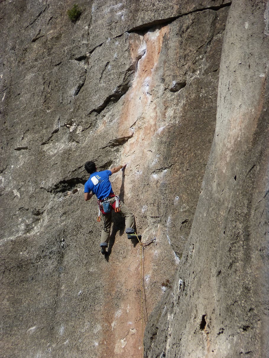 escalation, climber, rock wall, siurana, scalar, climbing, rock climbing, extreme sports, adventure, rock - object