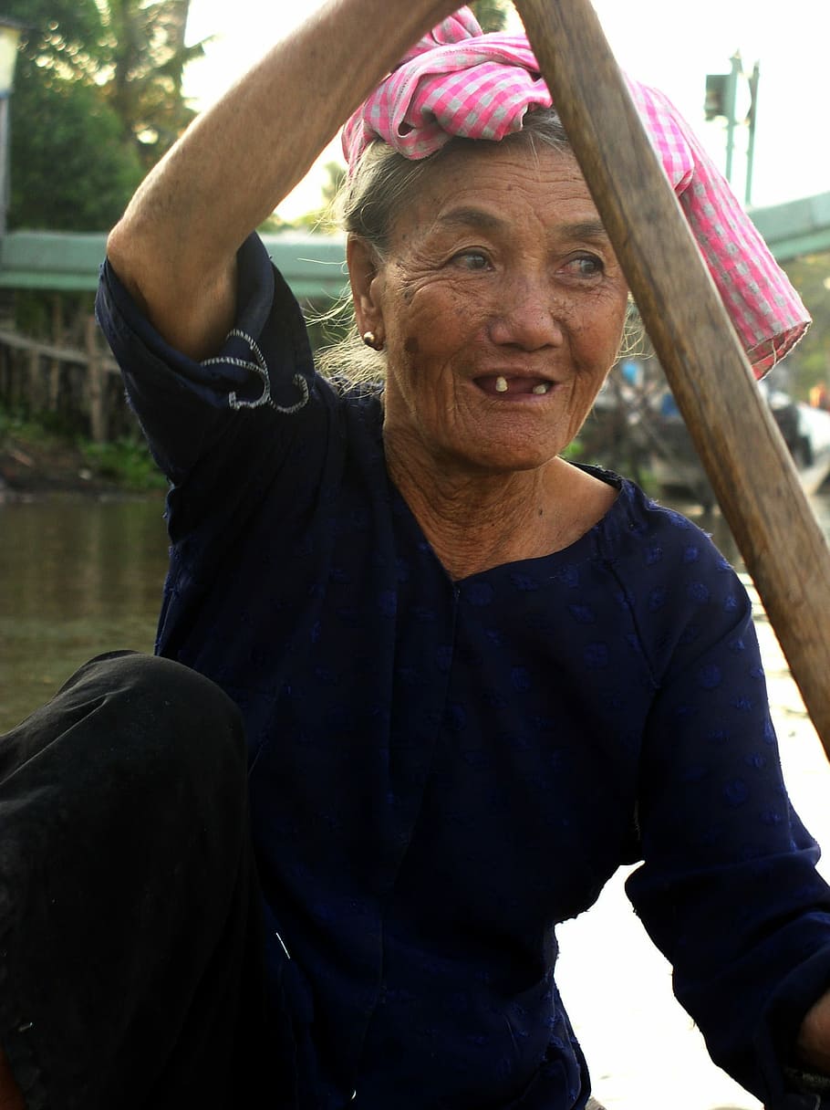 Teeth, Dental, Woman, Poor, elderly, teeth-less, person, canoe, action, water