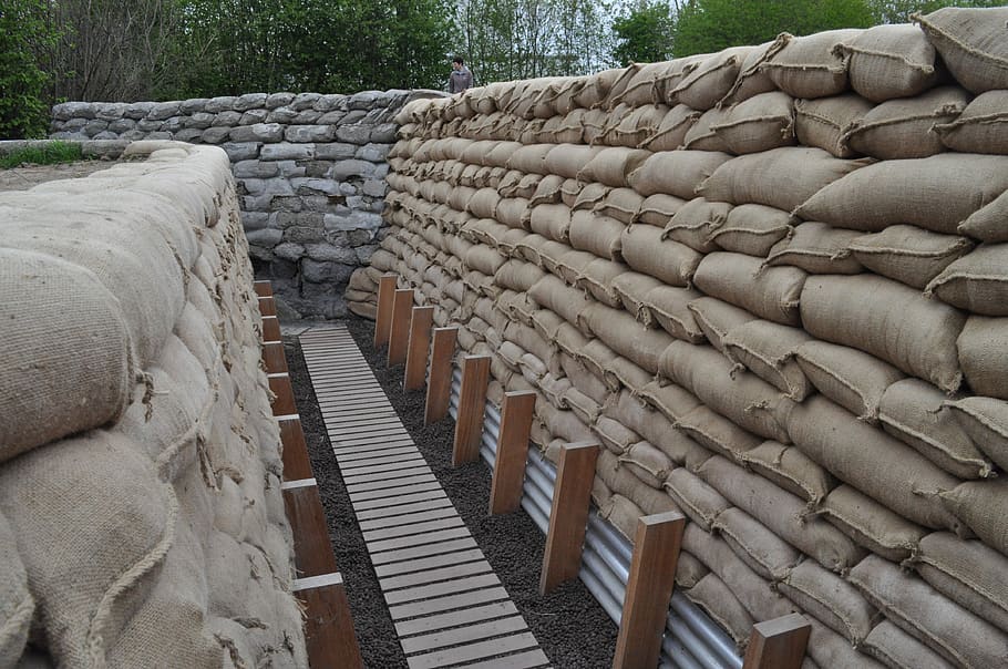 walking grave, first world war, replica, ieper, large group of objects, stack, in a row, day, abundance, wood - material