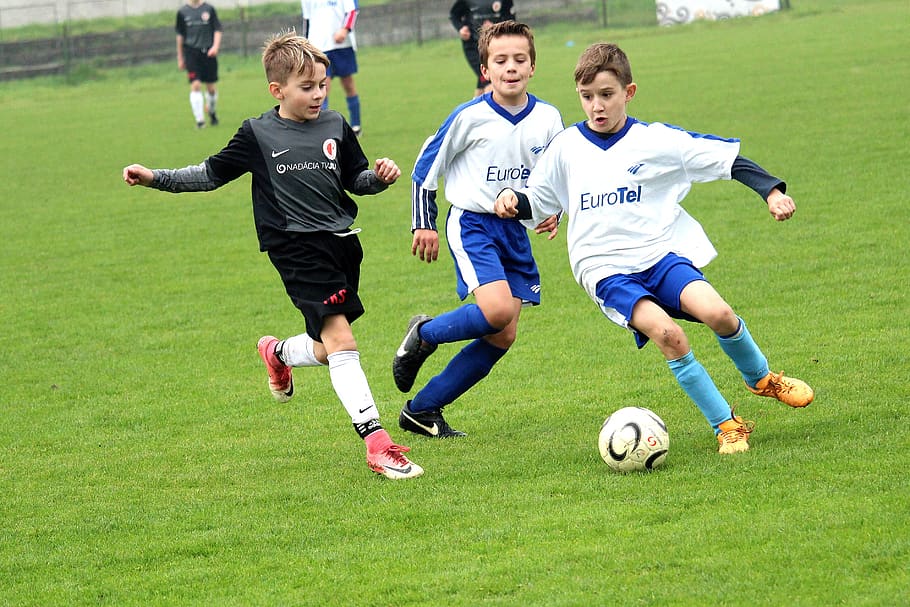 football, pupils, action, younger pupils, sport, match, course, passion, mettle, clash of the
