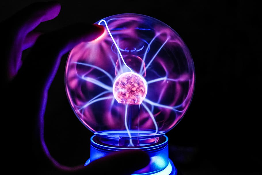 lámpara de bola de plasma, tocando, bola de plasma, lámpara, resumen, bola, dedos, globo, humano, luz