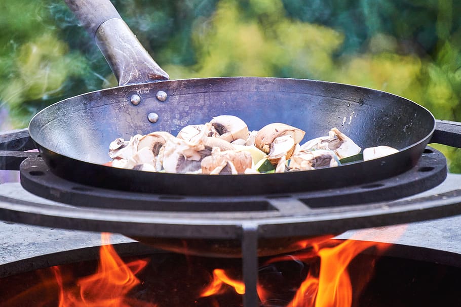 wok, pan, mushrooms, grill, fire, fireplace, fire bowl, eat, delicious, bbq