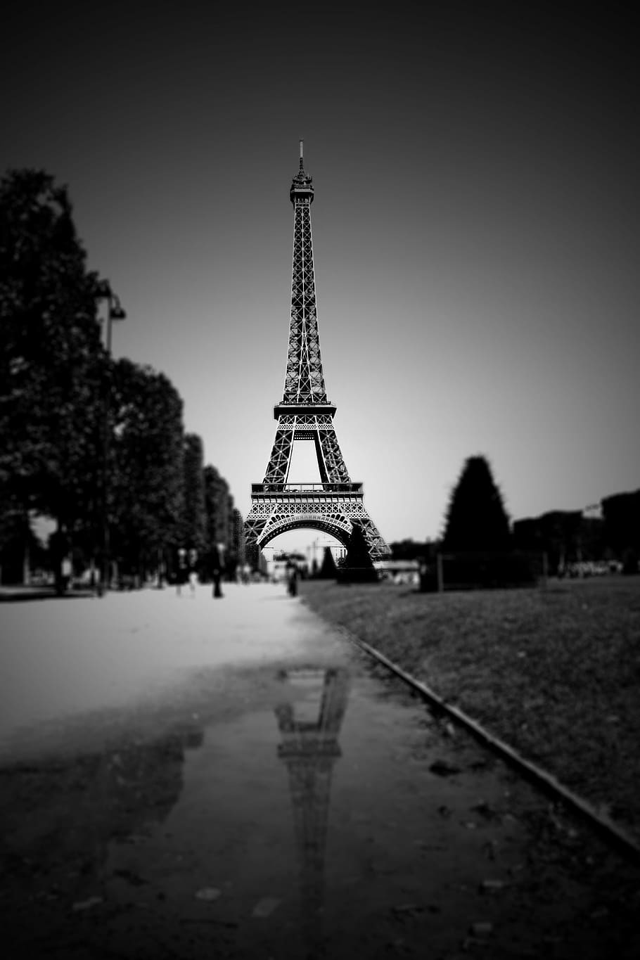 eiffel tower, paris, tour eiffel, paris, france, eiffel Tower, paris - France, famous Place, black And White, monument, tower