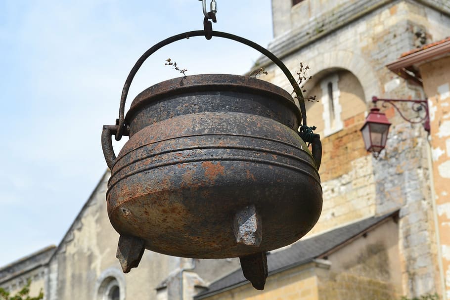 cauldron, iron cauldron, iron pot, medieval, built structure, building exterior, architecture, low angle view, day, metal