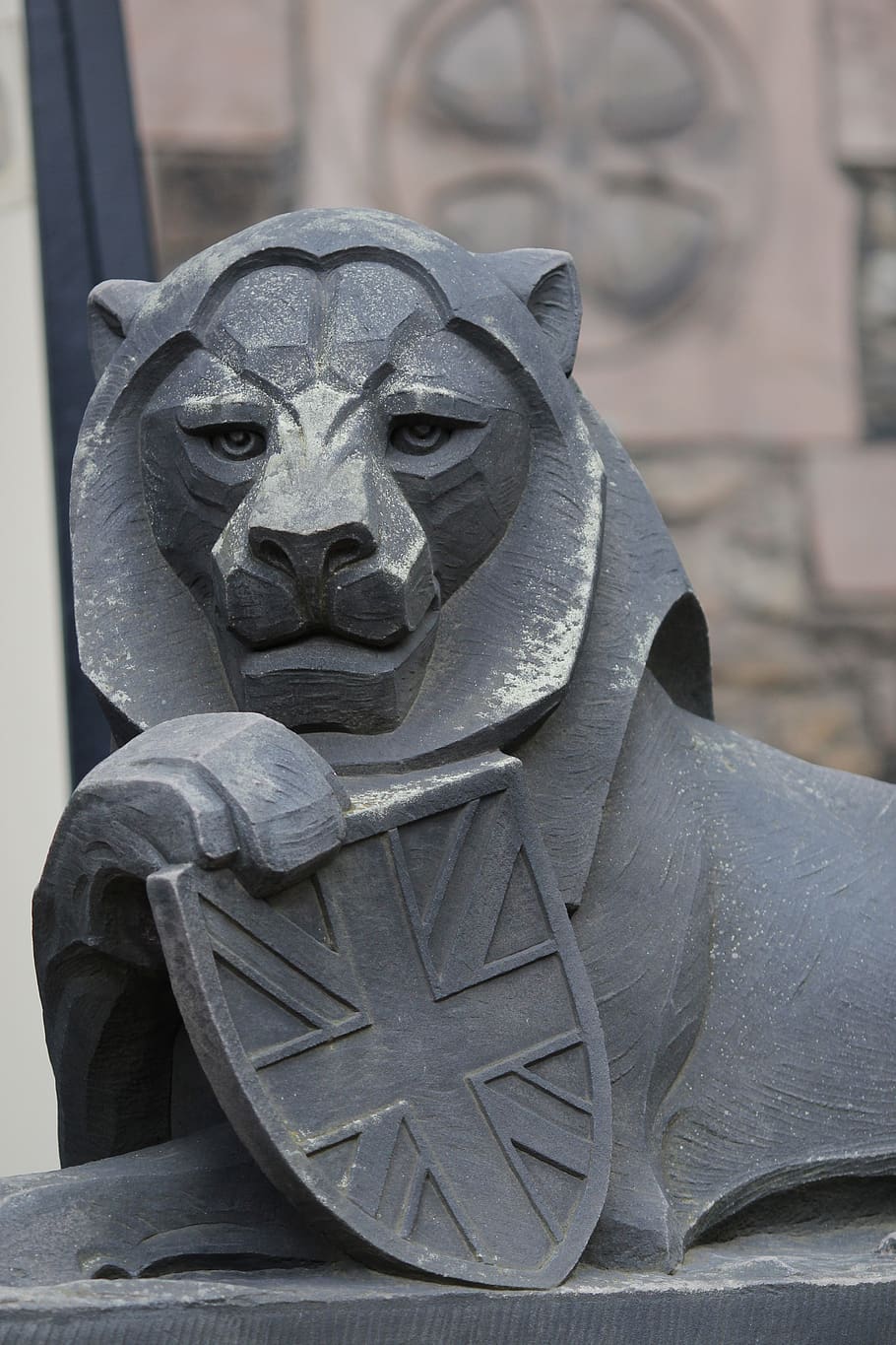 lion, stone sculpture, scotland, castle, monument, sculpture, stone, stone figure, park, statue
