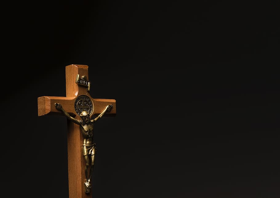brown, brass crucifix, black, wall, cruz, catolicos, jesus, religion, god, crucifixion