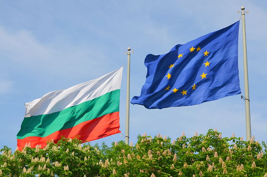 Bulgaria, bandera, la Unión Europea, Burgas, Unión Europea, patriotismo, cielo, naturaleza, vista de ángulo bajo, planta