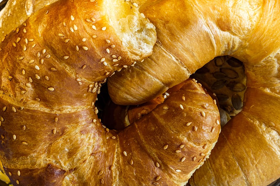 croissant, baked goods, puff pastry, breakfast, food, eat, baked, food and drink, close-up, freshness