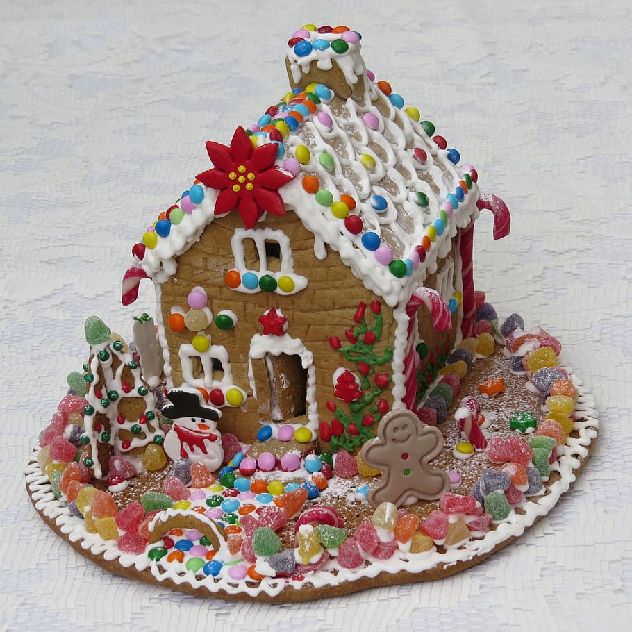primer plano, foto, casa de galletas, casa de pan de jengibre, pastelería, pan de jengibre, caramelo, dulce, colores, decoración
