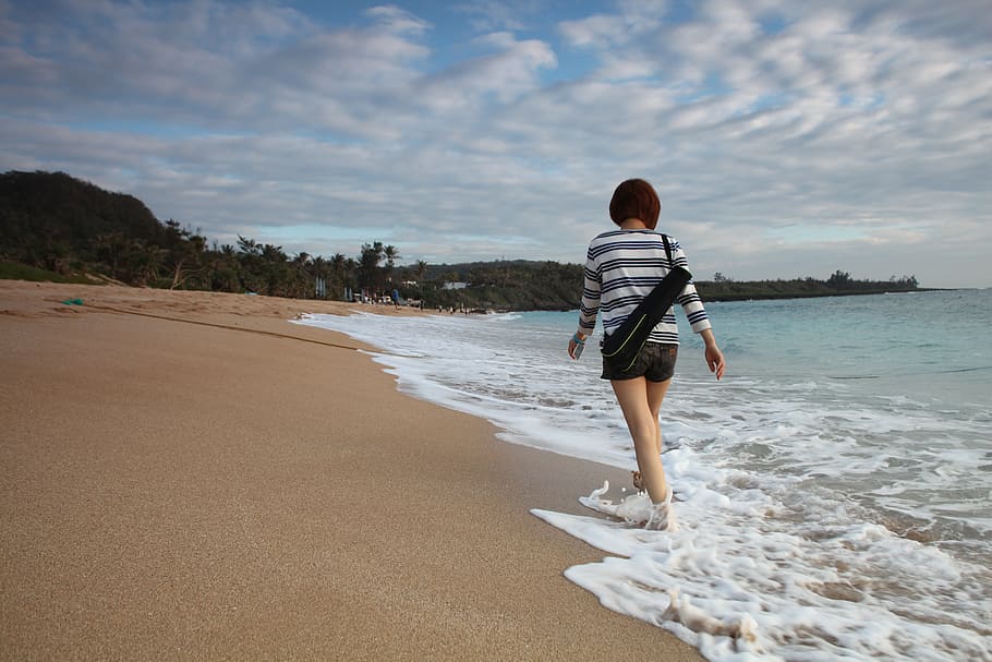 girl-ocean-summer-beach.jpg