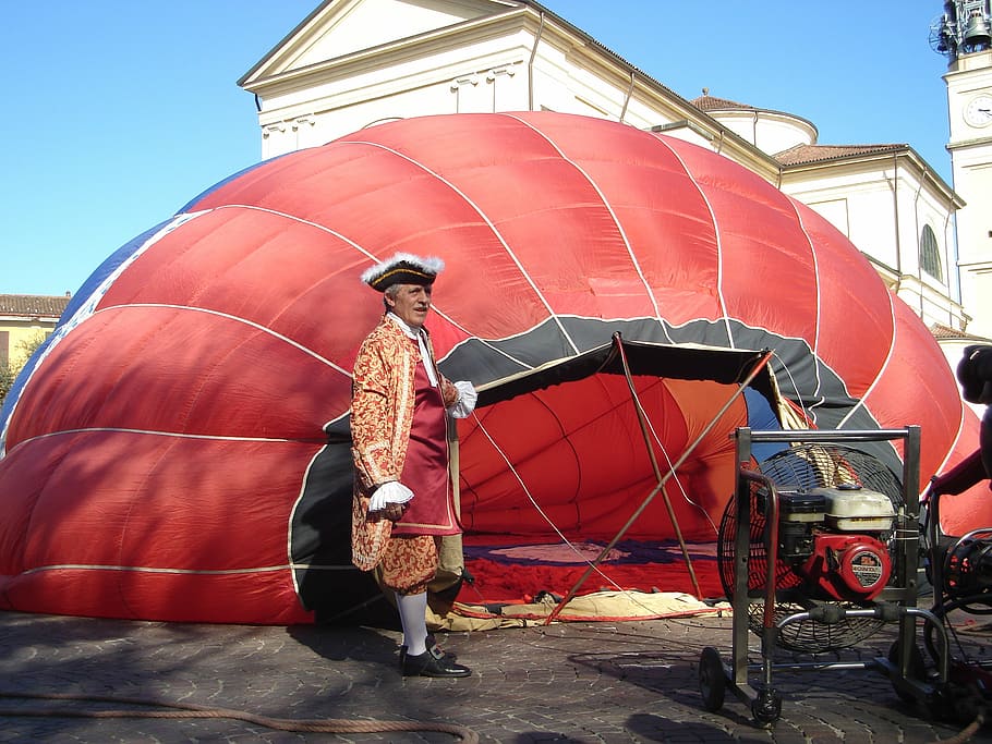 hot-air ballooning, air, baloon, balloon, hot air balloon, inflation, cultures, one person, full length, red