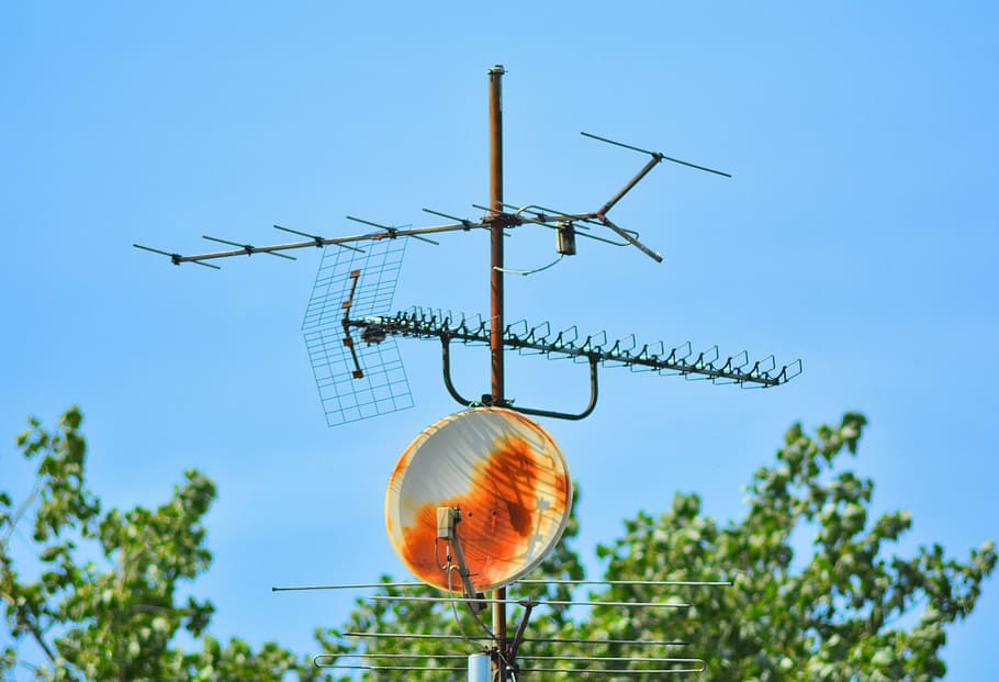 antenna during daytime, antenna, tv antenna, sat, satellite tv, satellite reception, satellite broadcasting, tv, watch tv, television reception