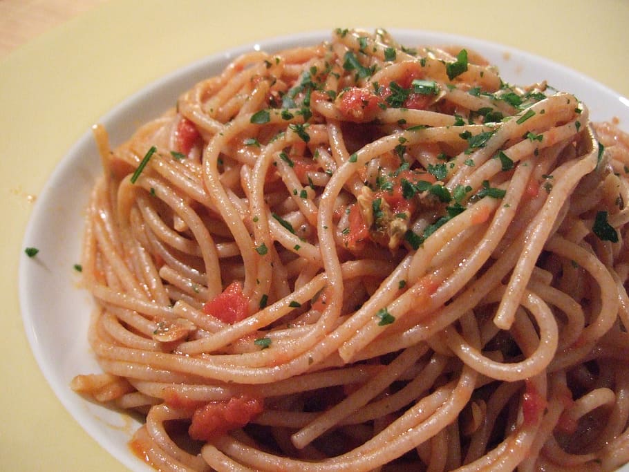 spaghetti spelled, clams, wholemeal spaghetti, ready-to-eat, freshness, food, plate, food and drink, italian food, pasta