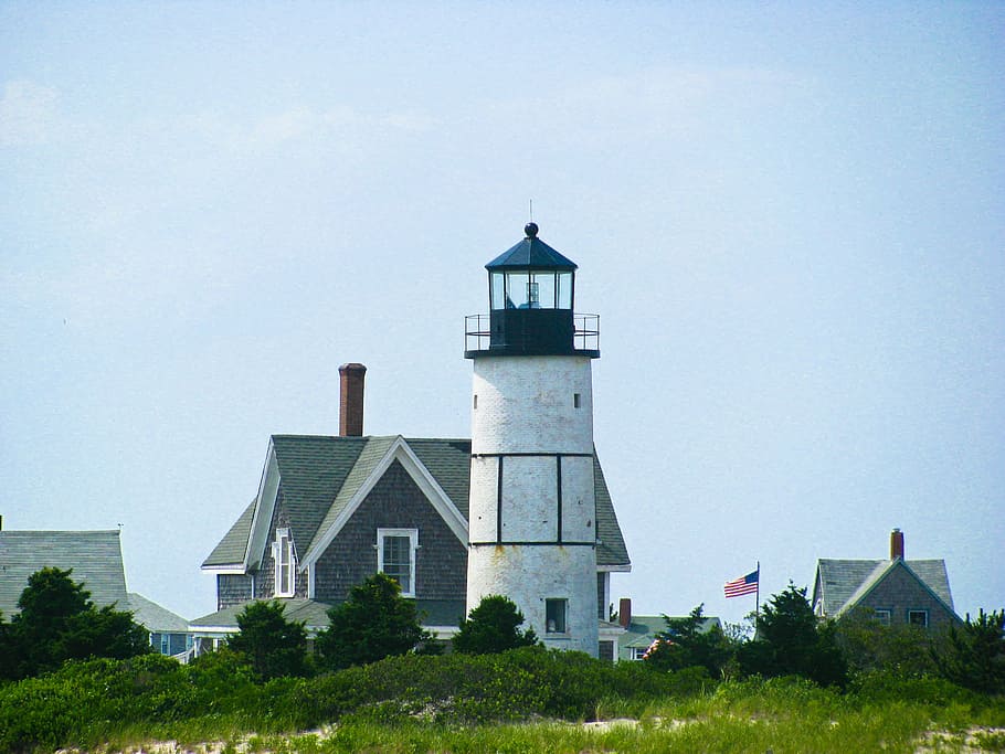 lighthouse, flag, u.s.a., photography, white, daytime, houses, usa, united states, chimneys