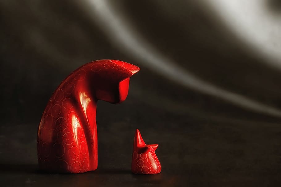 cat, mouse, still life, ceramic figurines, red, close-up, indoors, illuminated, representation, studio shot