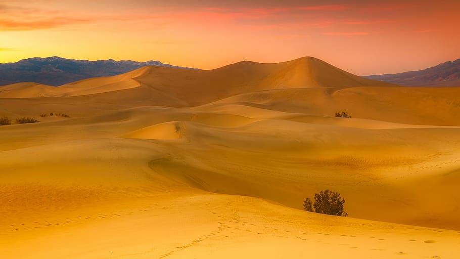desert during sunset, california, desert, sand, dunes, hills, mountains, sunset, dusk, sky