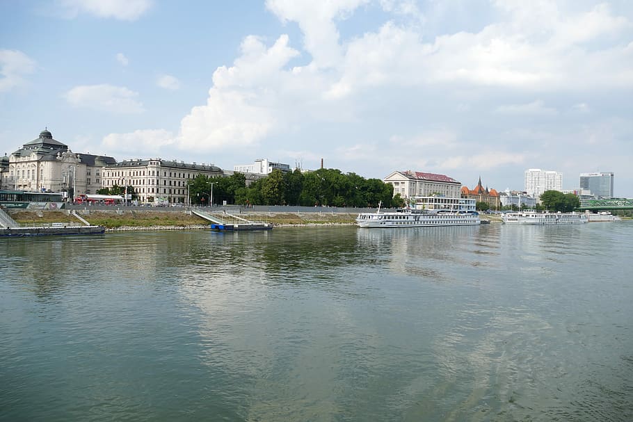 bratislava, eslováquia, bowever, danúbio, cidade, arquitetura, capital, cruzeiro no rio, historicamente, rio