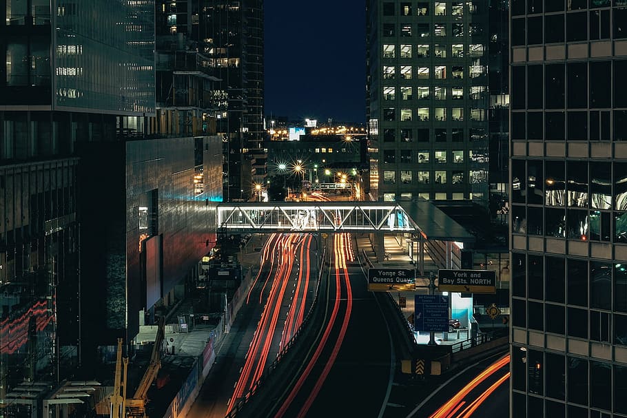 foto de lapso de tempo, cidade, noite, edifícios, urbanas, arquitetura, luzes, tráfego, cena urbana, rua