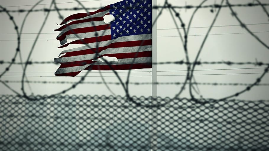 usa flag, American Flag, Usa, Barded, Wire, barded wire, teluk guantanamo, kamp tahanan, penjara, militer