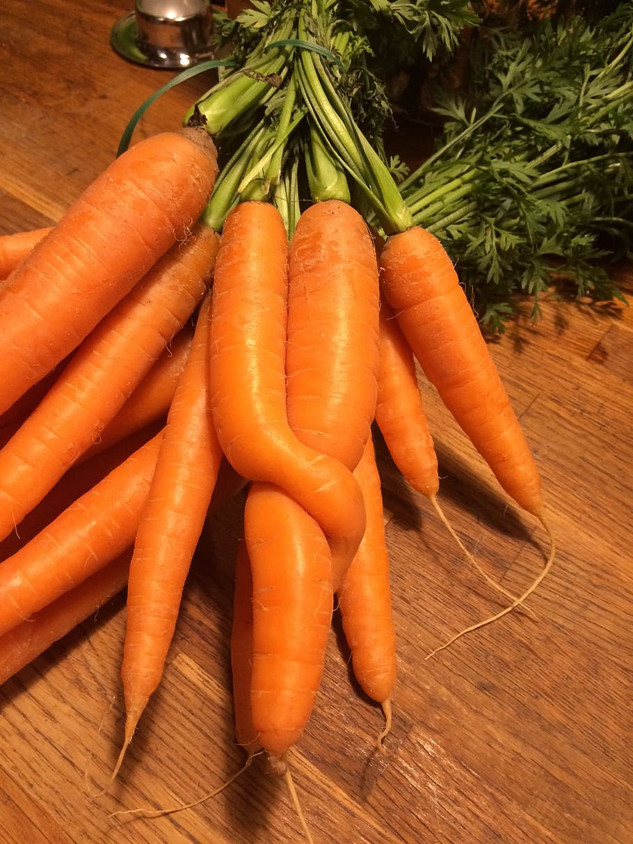 carrots, vegetables, vitamins, food, gardeners, market fresh vegetables, vegetable, healthy eating, carrot, root vegetable