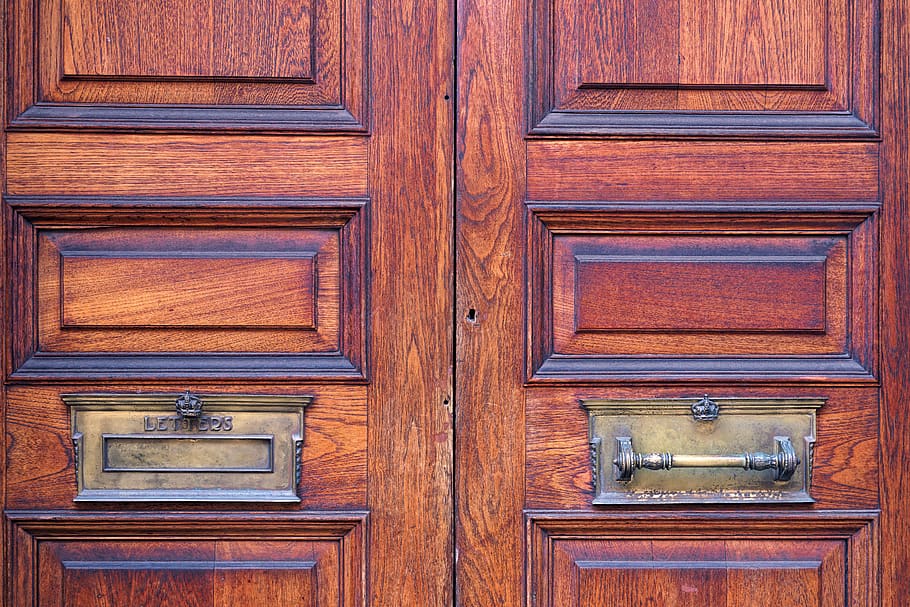 door, mailbox, wood, grain, structure, input, post, architecture, front door, wooden door