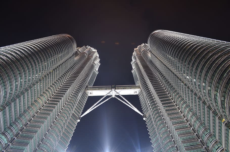 low, angle photography, twin, tower, night time, Kuala Lumpur, Petronas, Twin Towers, petronas, twin towers, malaysia