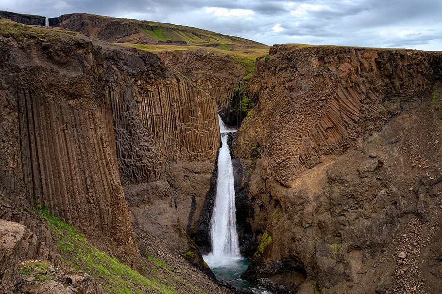 mountain, waterfall, iceland, rural, countryside, water, nature, outdoors, landscape, scenic