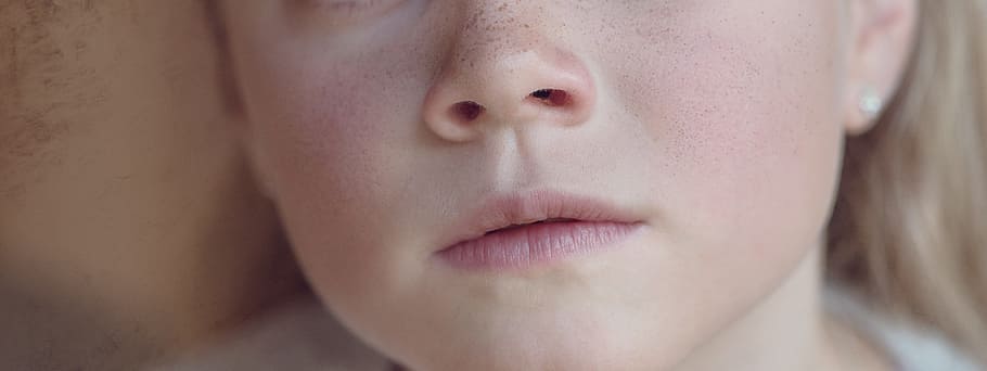 woman's face, face, girl, nose, mouth, cheeks, close, close up, freckles, close-up