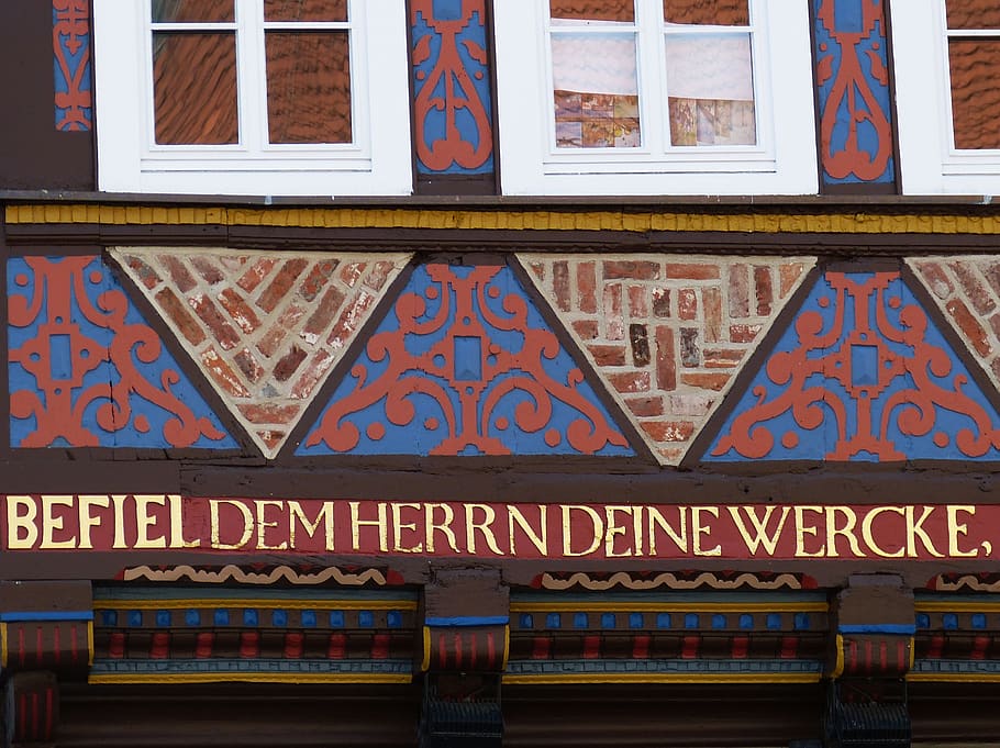 Celle, Baja Sajonia, centro histórico, históricamente, fachada, edificio, braguero, Fachwerkhaus, bar, diciendo