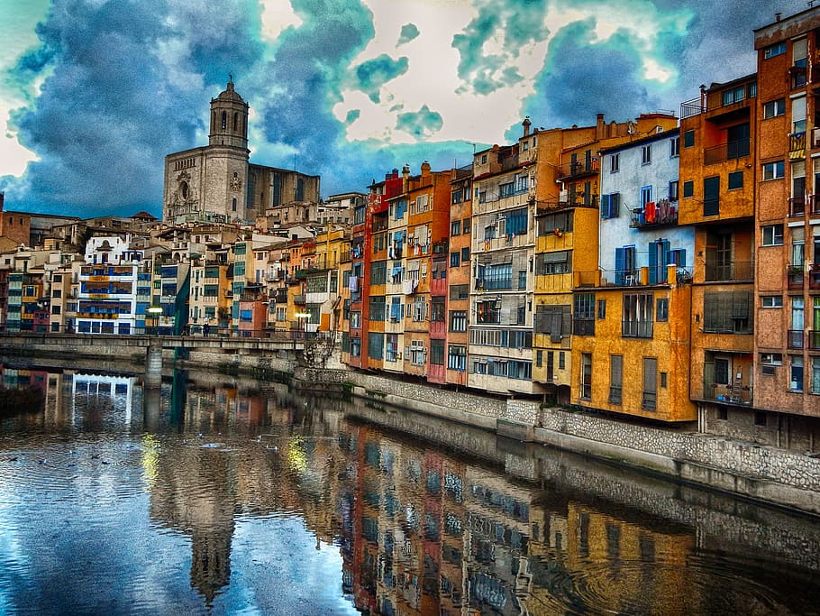 kuning, oranye, bangunan, siang hari, Girona, Catalonia, Spanyol, Katedral, arsitektur, kota