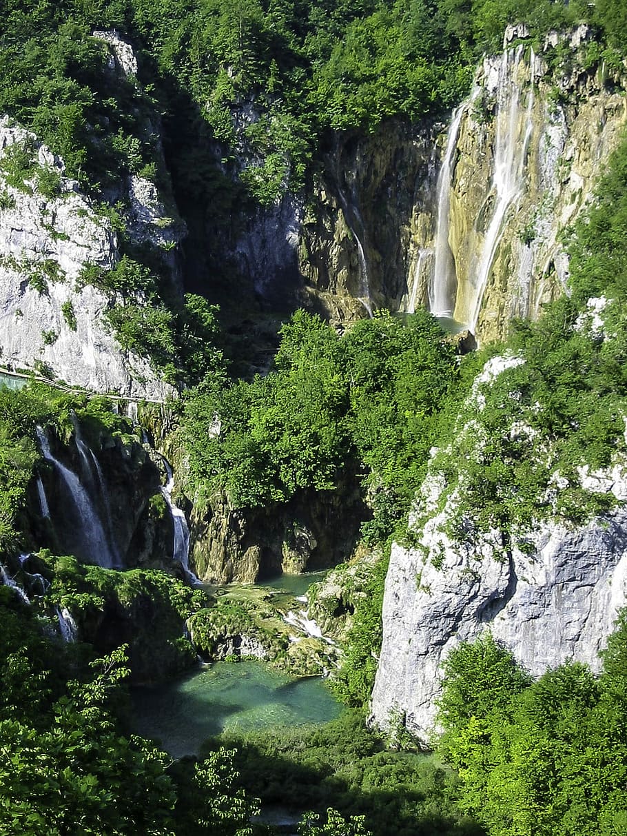 large, plitvice lakes, national, park, Waterfall, Plitvice Lakes National Park, Croatia, nature, outdoors, public domain