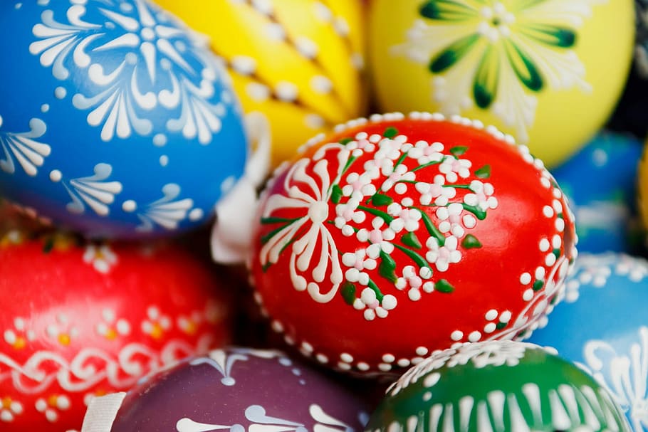 red, white, floral, decors, seasonal, traditional, colored, colorful, color, egg