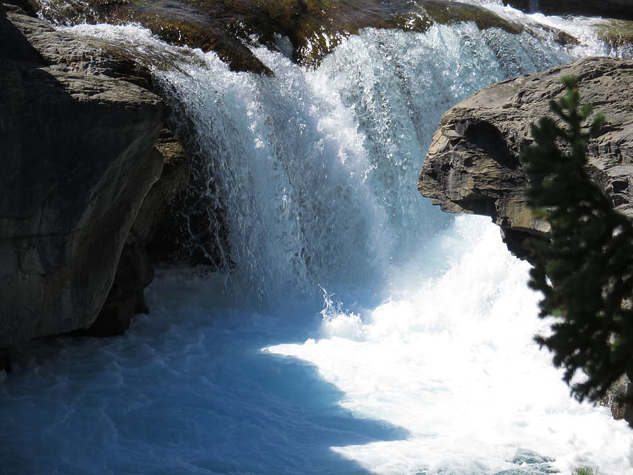 waterfalls during daytime, water, motion, beauty in nature, power, scenics - nature, power in nature, rock, waterfall, splashing
