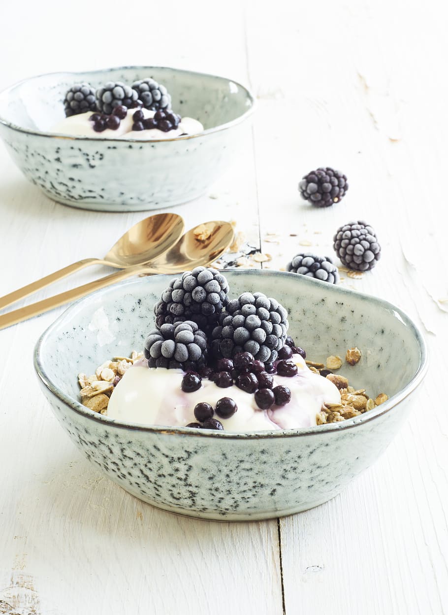 granola, breakfast, fit, a healthy life, diet, blackberries, frozen, yogurt, bowls, berries