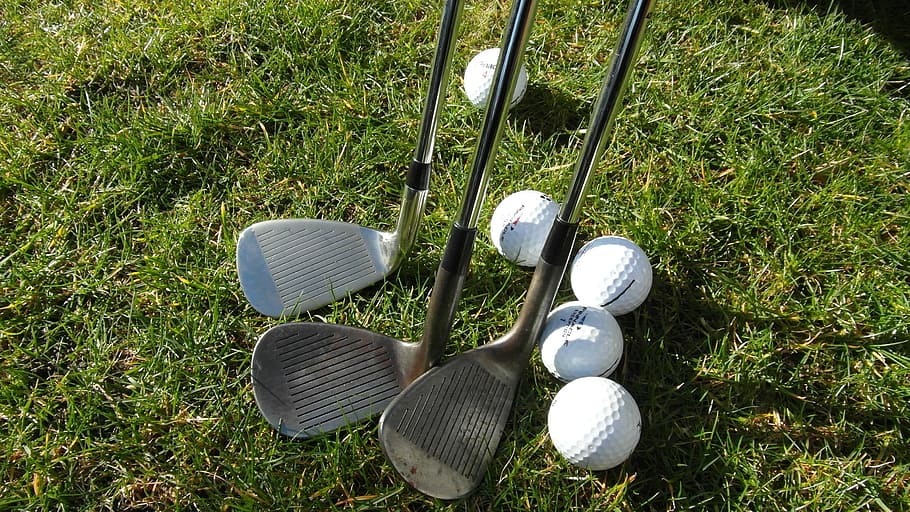 three, gray, golf clubs, grass field, Golf, Pitching Wedge, golfer, golfing, sand wedge, gap wedge