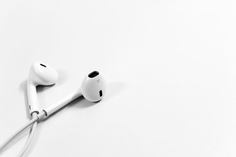 music, headphones, headset, listening, earphone, sound, earbuds, tech, technology, apple
