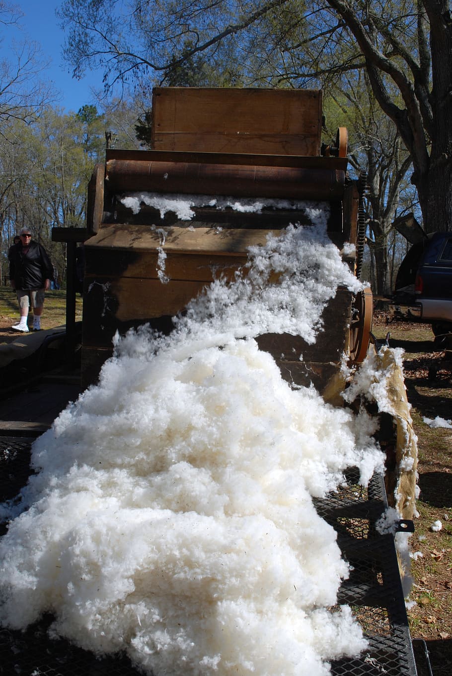 gin, cotton, cotton gin, plantation, agriculture, seed, southern, slavery, snow, winter