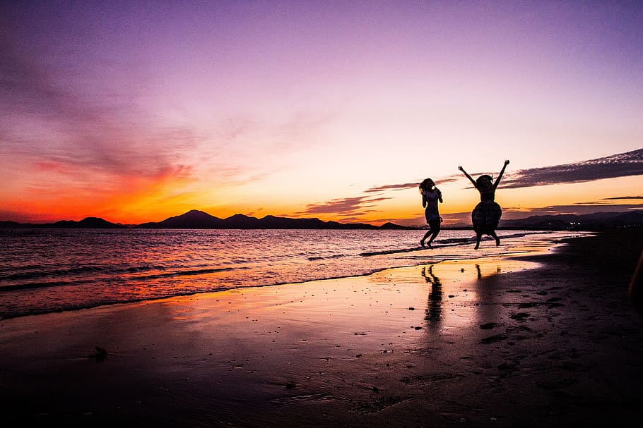 two, person jumps, beach, dadaepo beach, busan sea, sea, woman, silhouette, women's, sunset