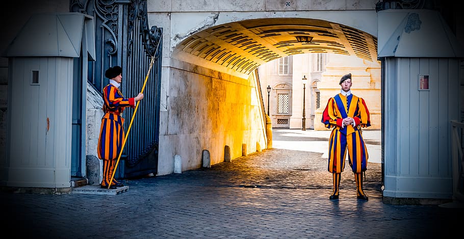 vatican, guard, guard catholic, st peter's basilica, uniform, soldier, costume, rome, standing, reflective clothing