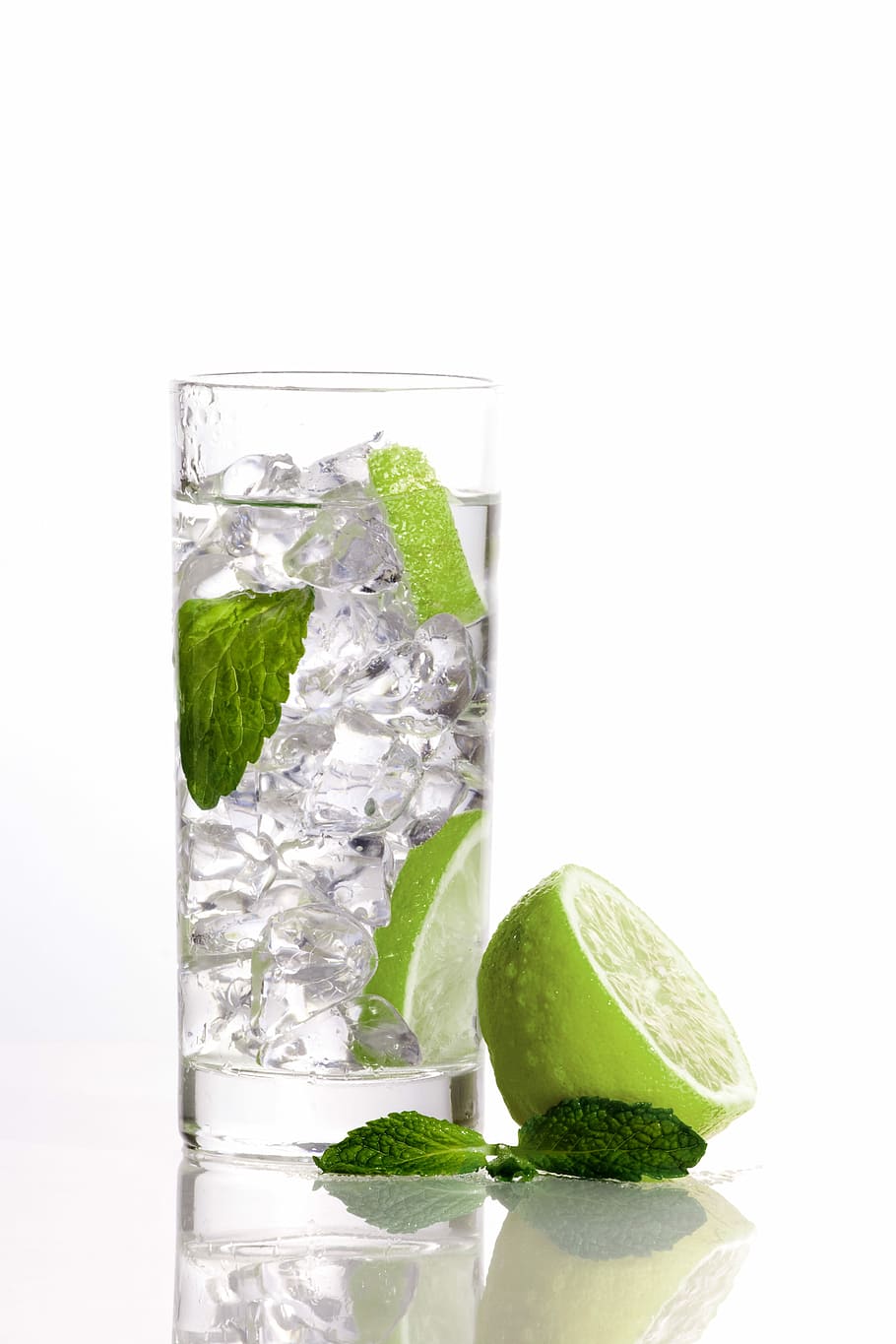 refreshing soda, Refreshing, soda, drink, glass, herb, herbs, lime, selters, water