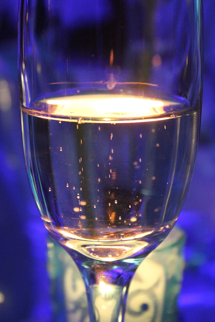 bubbles, light, champagne, shiny, drink, party, foam, blue, celebration, celebrate