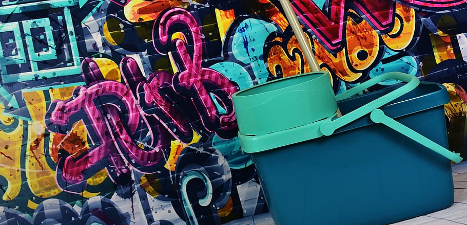 graffiti, putz bucket, remove, make clean, clean, cleaning, multi colored, close-up, indoors, day