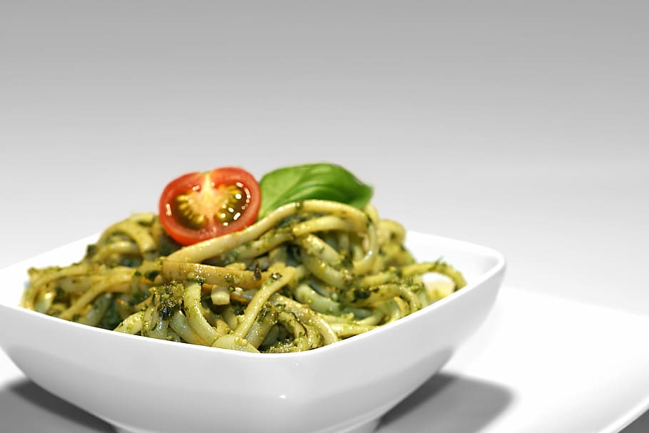 pasta, tomato slice, top, white, bowl, pesto, spaghetti, noodles, basil, parmesan