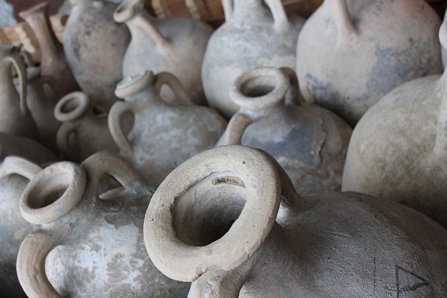 gray, clay container lot, amphora, antique, rome, st-roman-en-gal, vestige, archaeology, art and craft, close-up