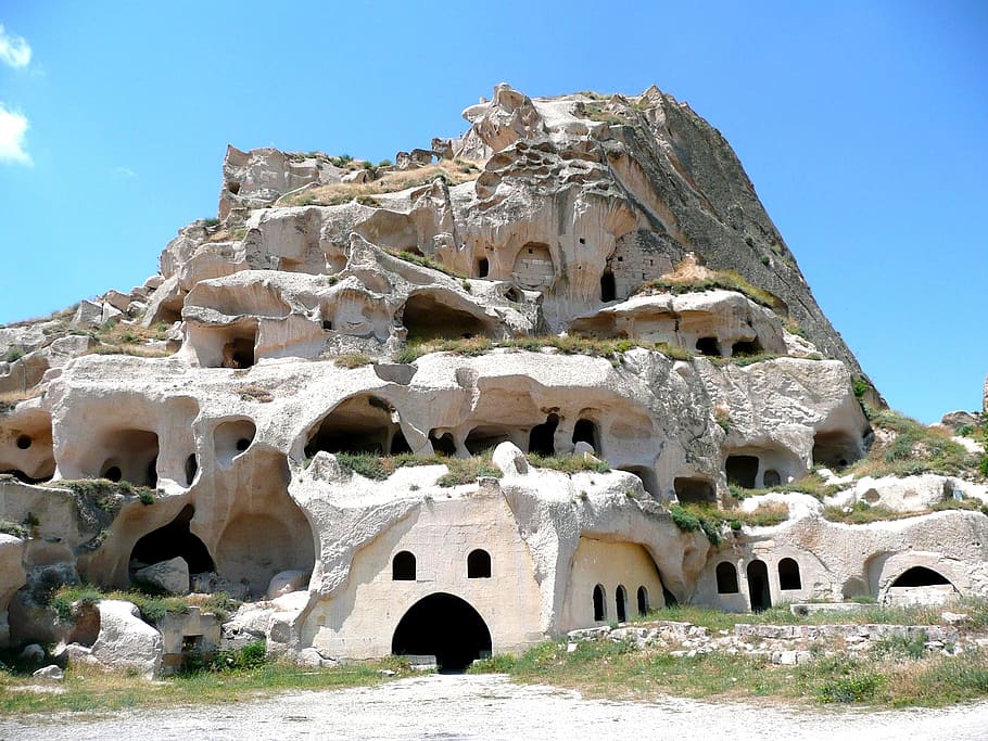 putih, rumah batu, biru, langit, siang hari, Cappadocia, Turki, uchisar, dihuni, troglodyte
