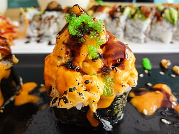 sushi-japanese-roll-fish-royalty-free-thumbnail.jpg