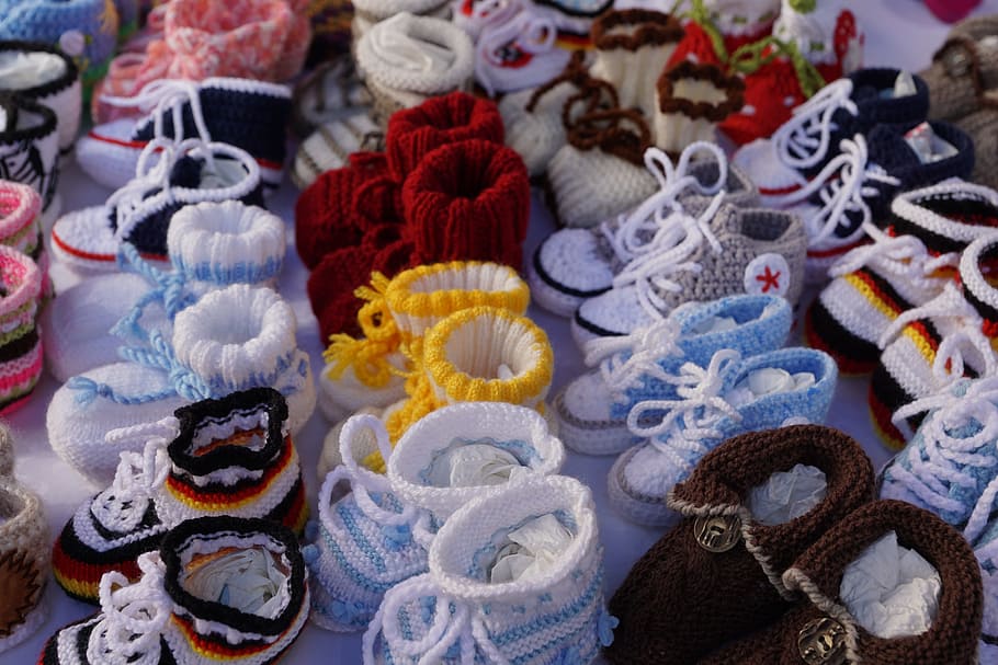 Shoes, Colorful, Knit, Child, baby, fertility, clinic, danube valley, tinker, hobby