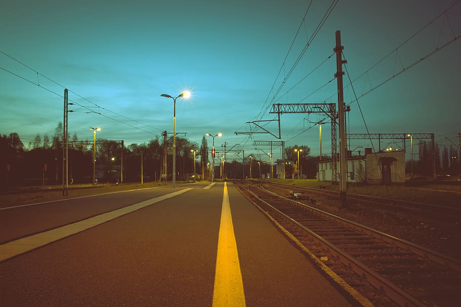 foto, kosong, jalan, kereta api, jalur, perjalanan, transportasi, gelap, malam, lampu