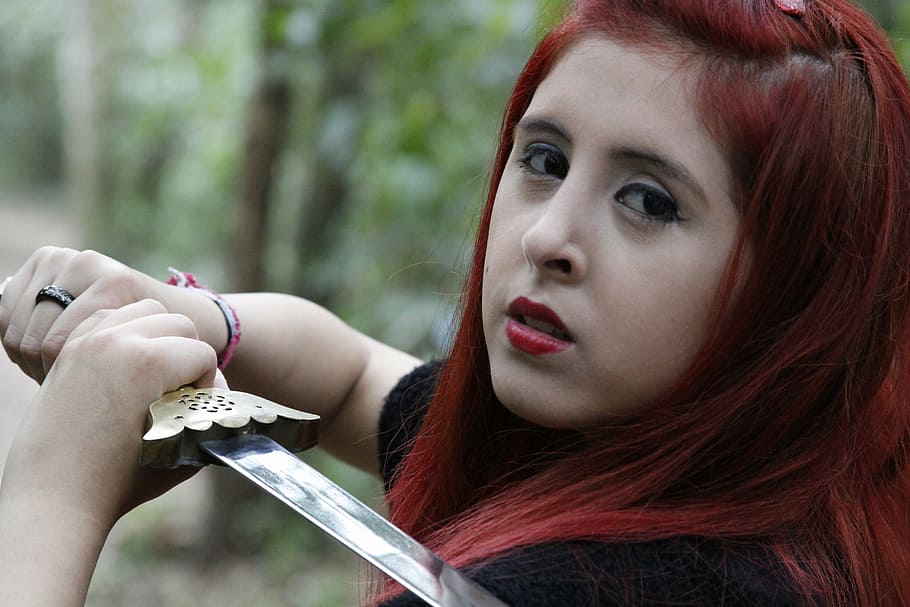 lyzz flowers, saulo valley, girl, sword, poser, fight, war, red, hair, forest