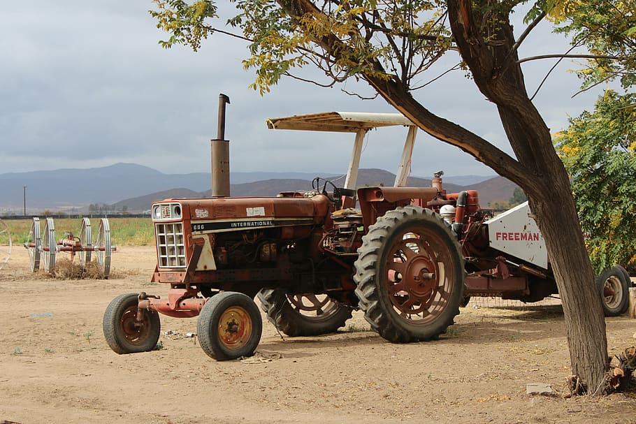 barren, tractor, mexico, dry, poor, old, used, dust, agriculture, farm